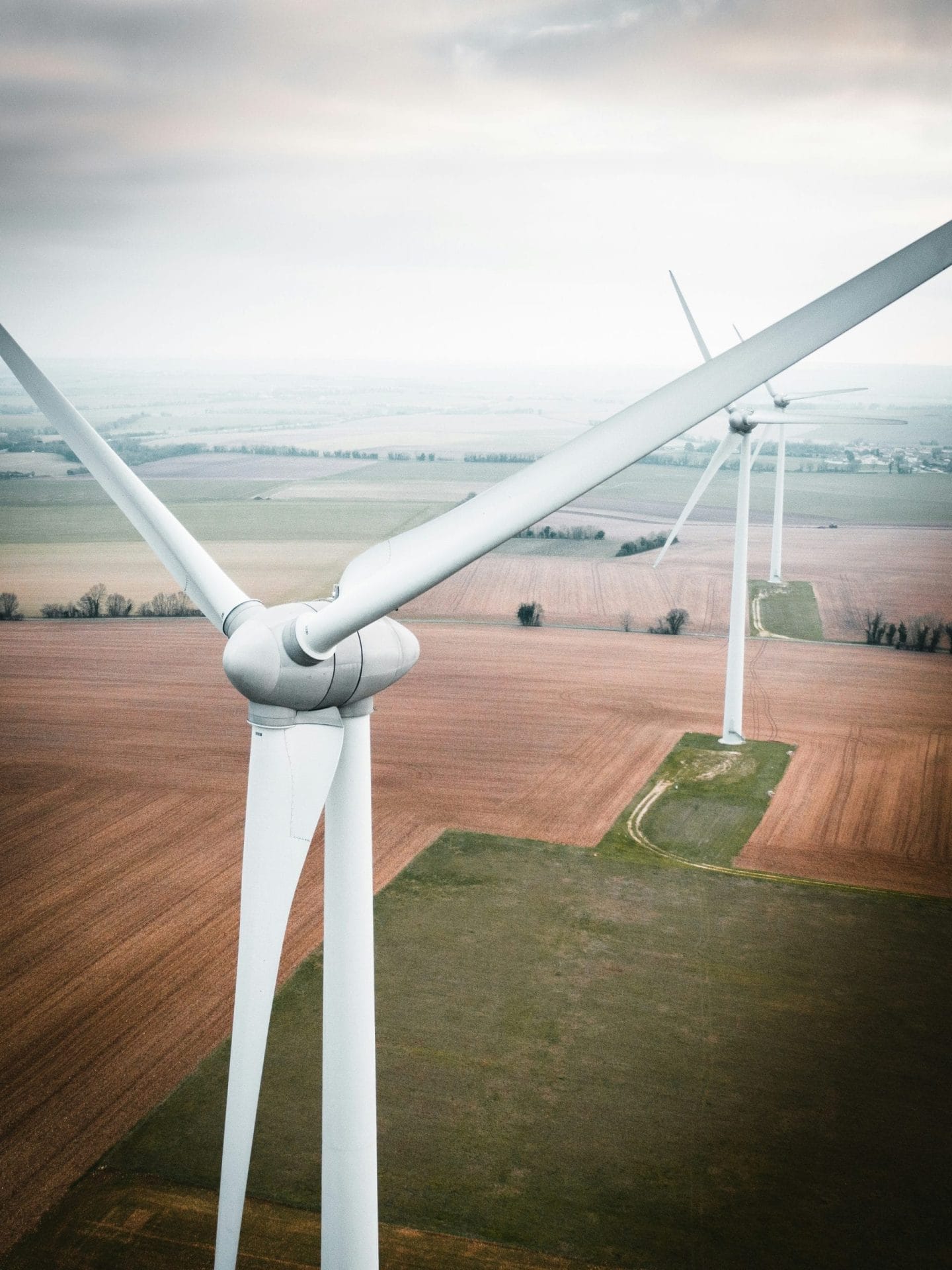 Wind turbine in an open field